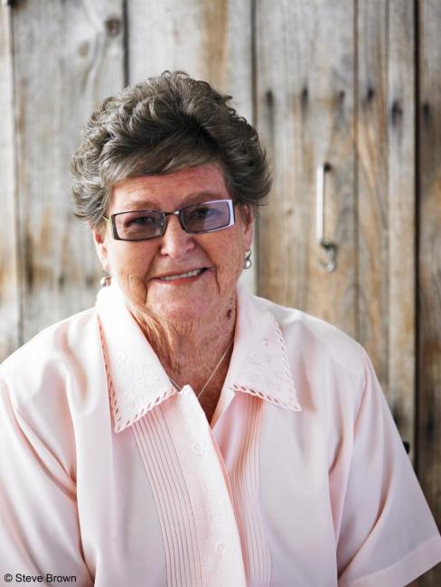 Book Cover - Merle's Country Show Baking, Merle Parish