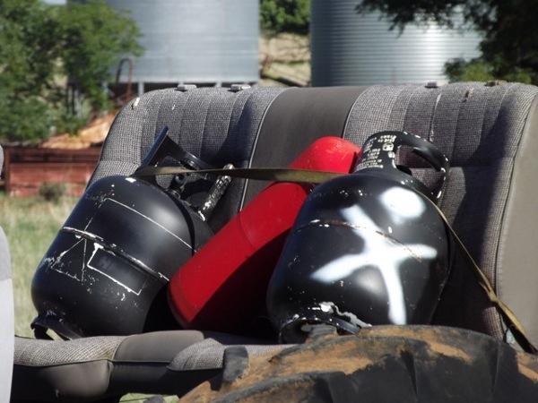 ... complete with gas bottles to blow up Road Runner {smiley}