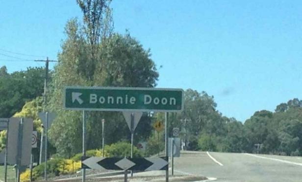 It's Tuesday, so that must be Eltham....